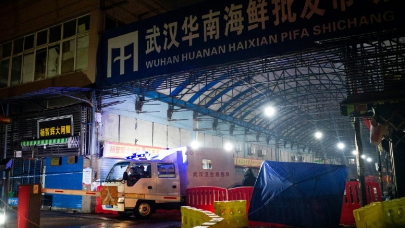 China reports first death from mystery pneumonia outbreak