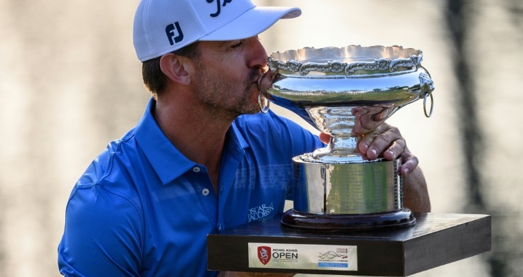 Ormsby weathers Lowry surge to win Hong Kong Open
