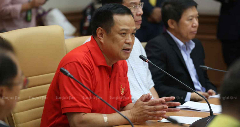 Anutin urges Chinese visa chop, health of Thais ‘most important priority’