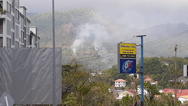 Police hunt for firestarter after Kamala hills trash fire flares up