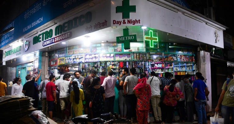 Billion-plus Indians under lockdown as virus spreads