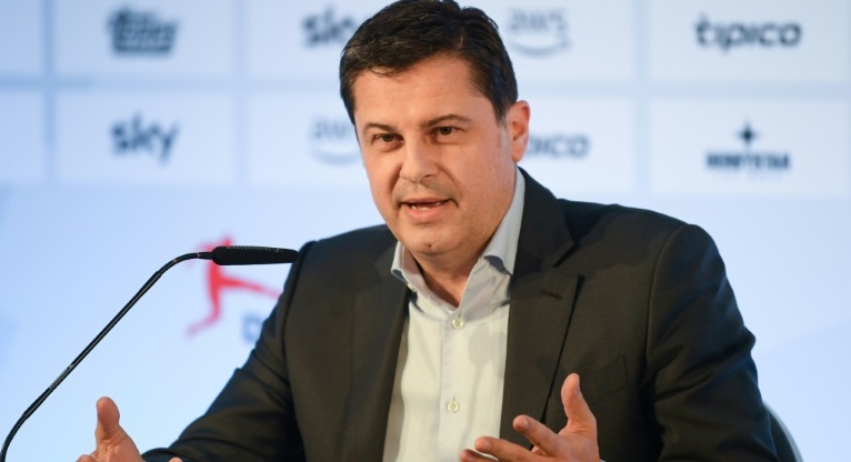 Bundesliga big four pledge financial aid for rivals, Leeds players defer wages