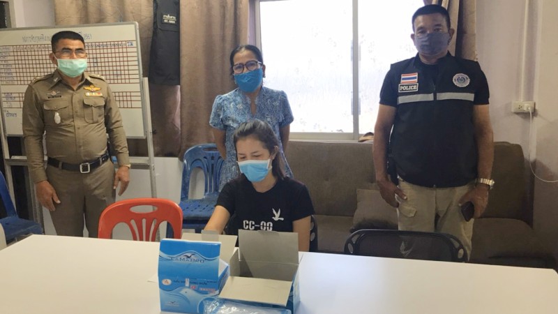 Chalong Police arrest woman for overcharging for face masks