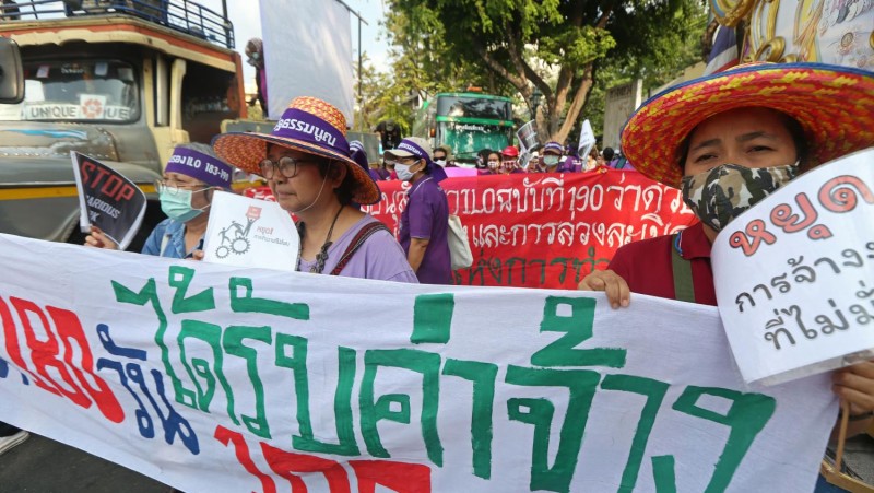 Firms sound knell for 10mn job toll