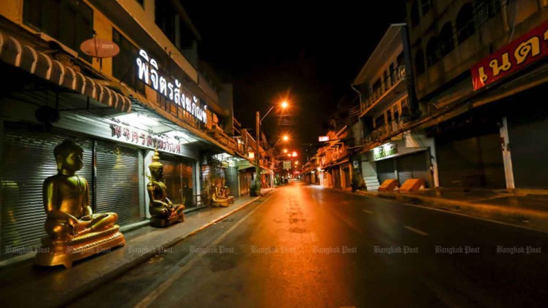 Govt mulls easing curfew as cases drop