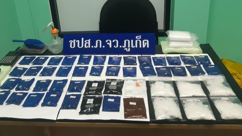Drug raids net five suspects, nearly 10k meth pills, 300g of ice