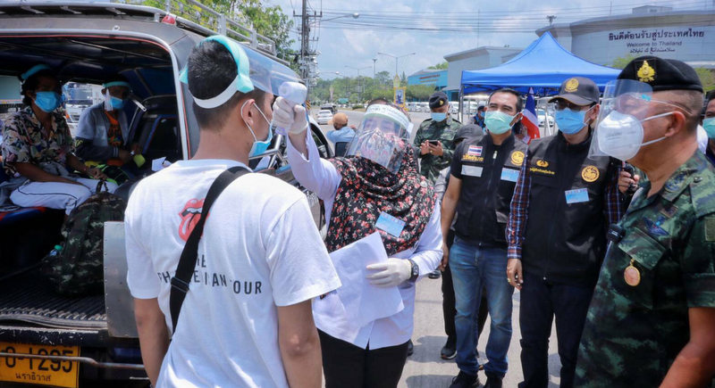 Thais return home from Malaysia as border reopens