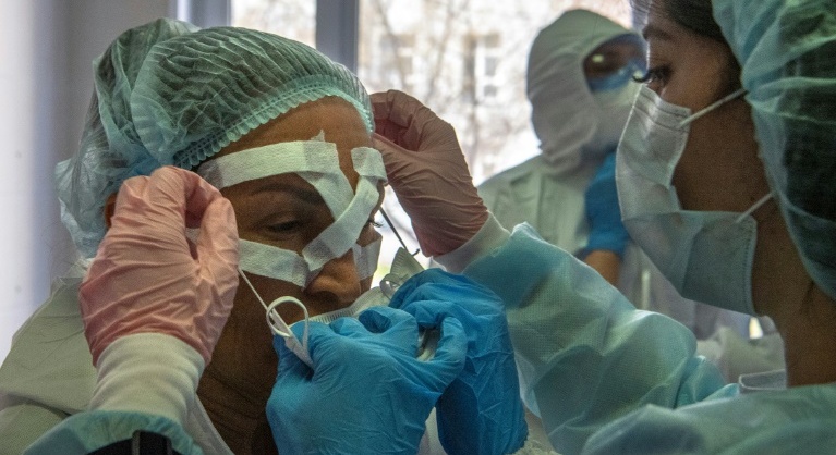 WHO warns ‘long way to go’ in virus crisis as deaths top 184,000