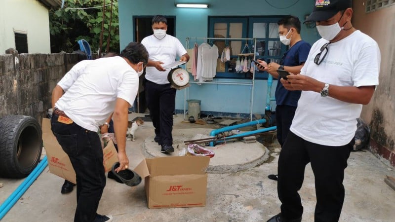 Woman charged after sacked parcel delivery employees snitch on kratom deliveries