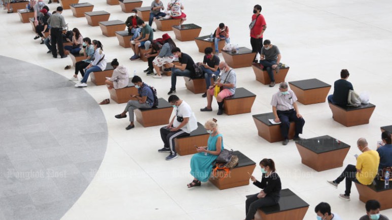 Extended stay for foreigners until end July formally endorsed
