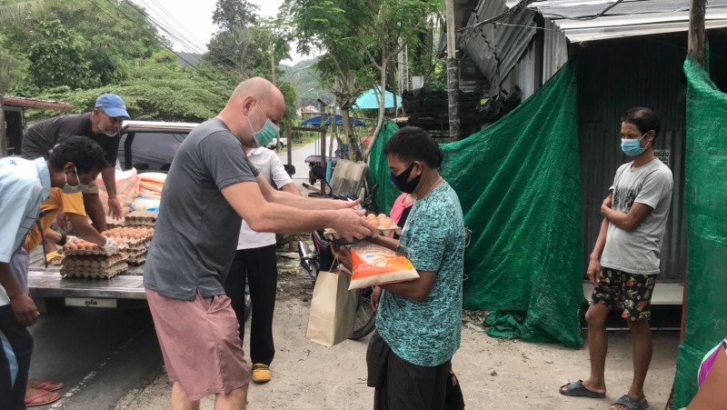 Phuket’s Sea Bees Diving steps up for COVID relief