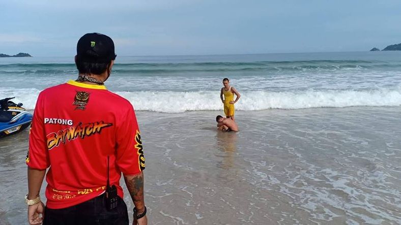 Taiwanese man rescued from drowning at Patong Beach