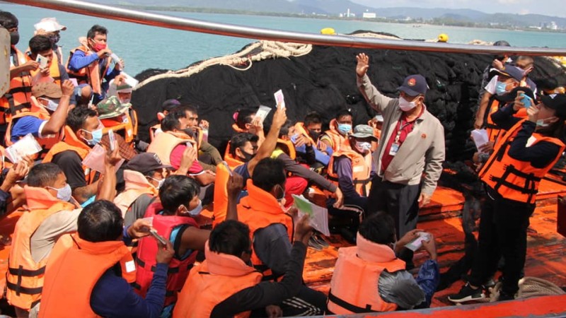 Raids find no illegal workers, forced labour on Phuket fishing boats