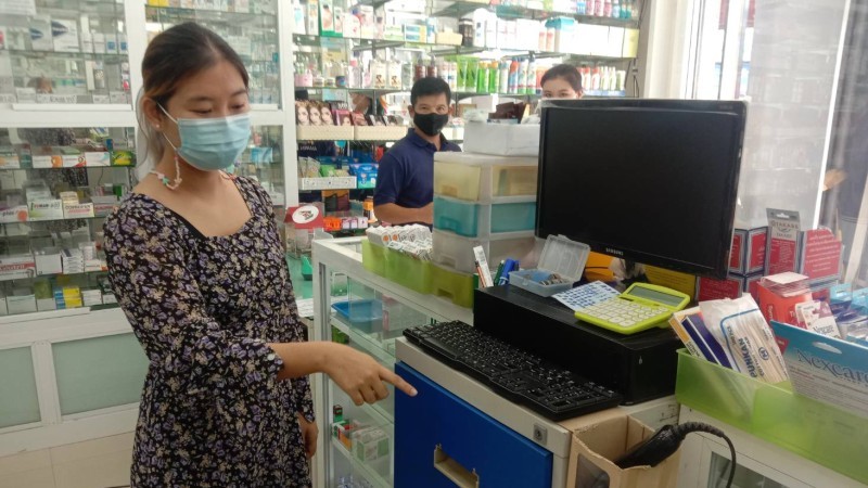 The robber made off with B4,500 from the cash register. Photo: Eakkapop Thongtub