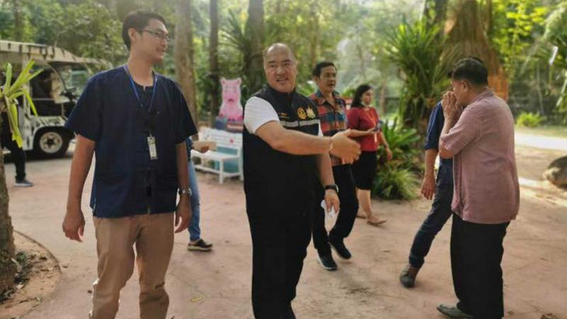 Investigators narrow focus in zoos chief’s murder case