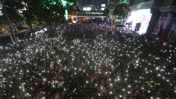 Thousands pack Ratchaprasong to call for Prayut’s ouster
