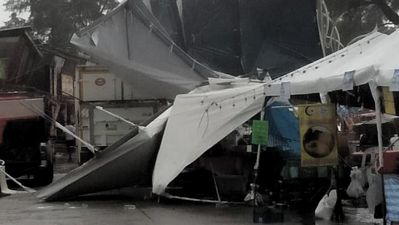 Weather warning re-issued as Phuket lashed by wind, rain