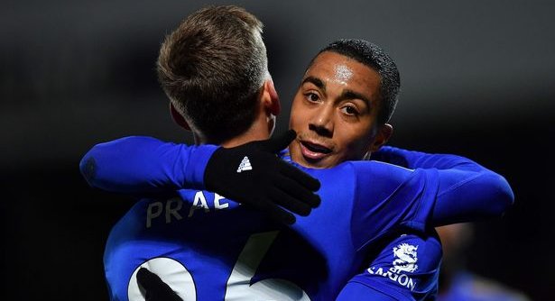 Leicester power into second place, Fulham earn first win