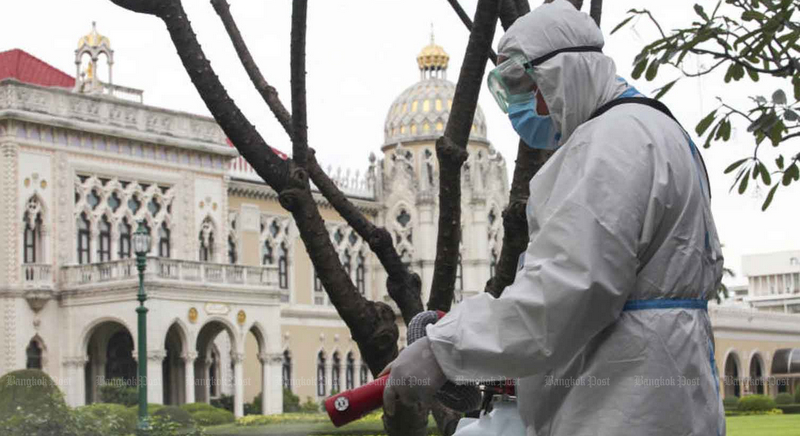 PM prohibits public gatherings as infections increase