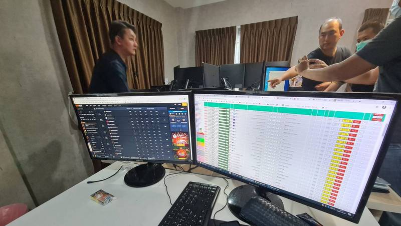Four Koreans arrested in Phuket, one wanted by Interpol for child porn