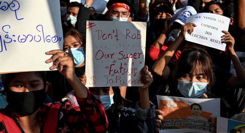 New rallies in Yangon despite military warnings