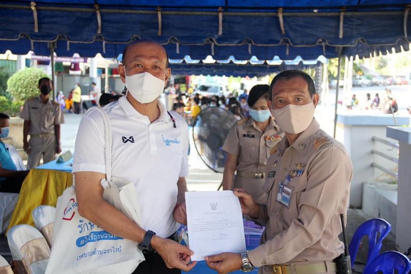 Aroon Solos registered for re-election as Rawai Mayor. Photo: Rawai Municipality