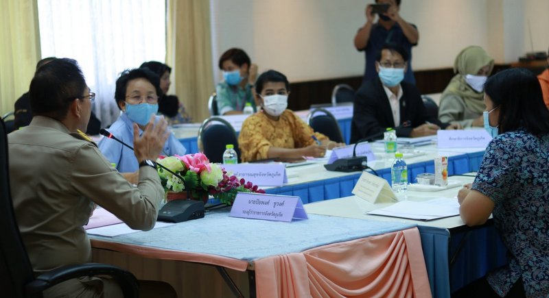 Phuket officials move to provide assistance to beggars, homeless
