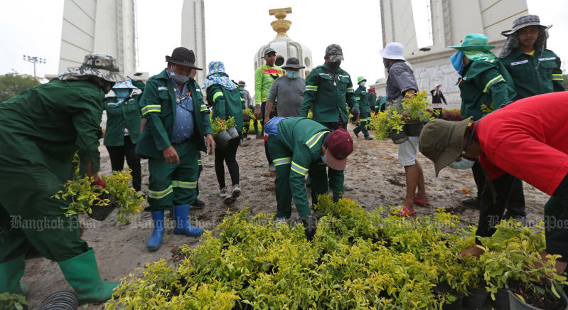 Activist charged B6m for removing plants at Democracy Monument