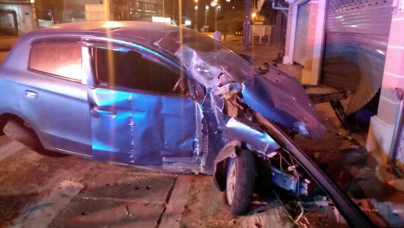 Drunk driver hits building