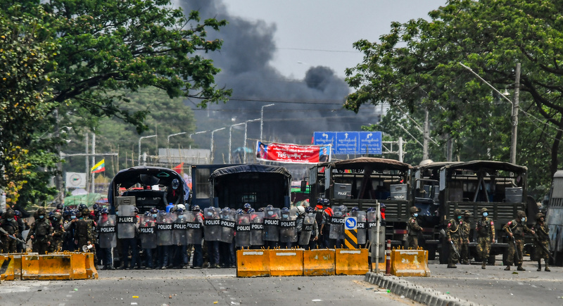 Army preparing temporary camps for fleeing Myanmar nationals