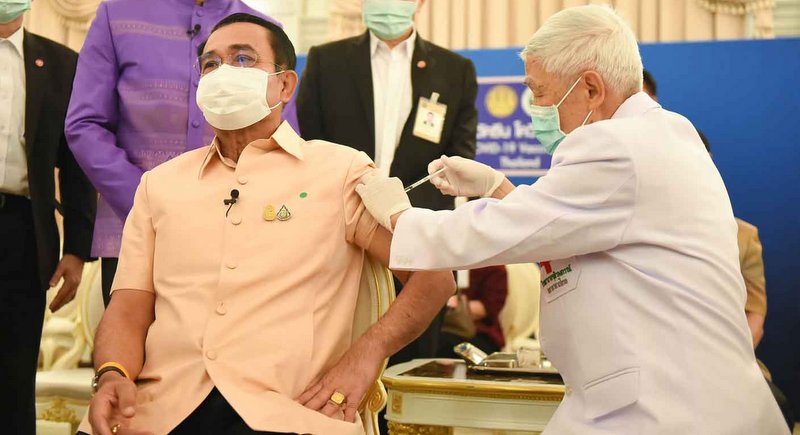 PM, ministers get COVID-19 shots