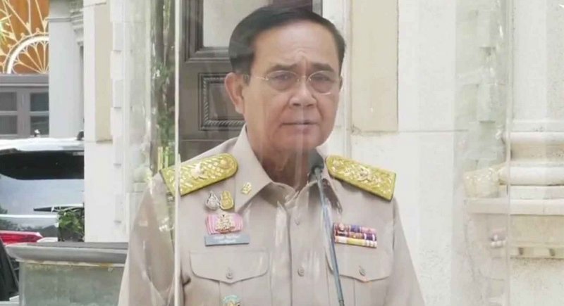 PM denies backing junta government