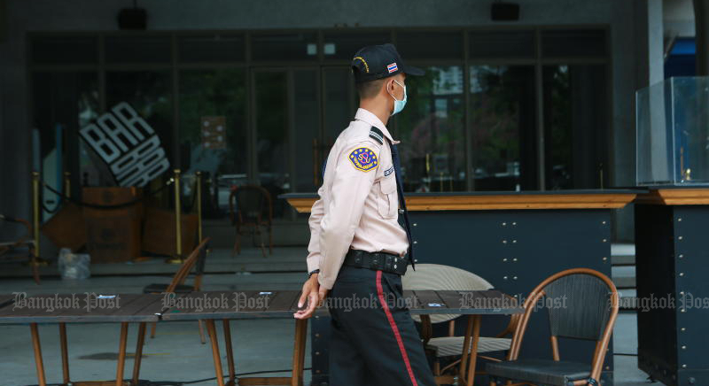 Thong Lor’s top cops are transferred