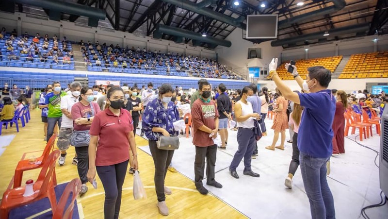 Phuket’s mass vaccination efforts can catch Maldives, Seychelles, says Vice Governor