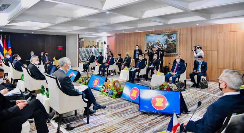 Asean leaders agree five-point plan for Myanmar
