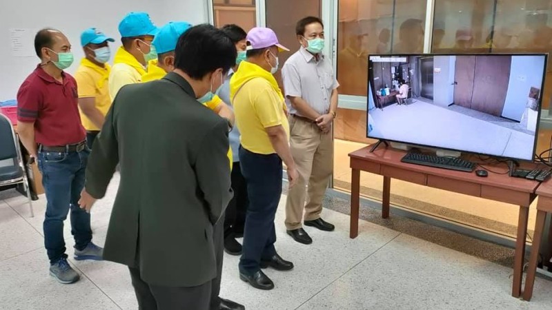 Phuket health chief assures enough hospital beds for COVID patients