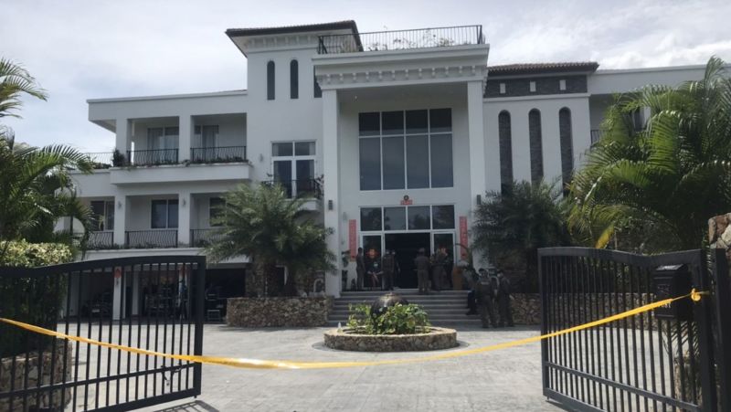 Police defend action in shootout at Pattaya luxury golf course mansion