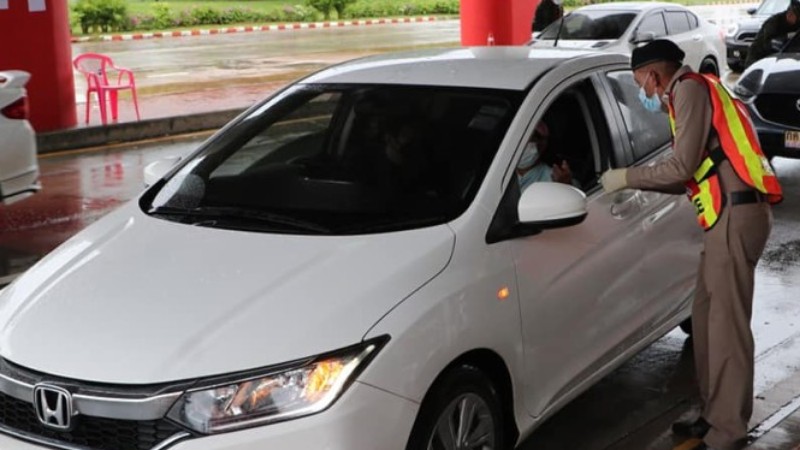 Phuket officials: Prepare for new entry requirements, or go home