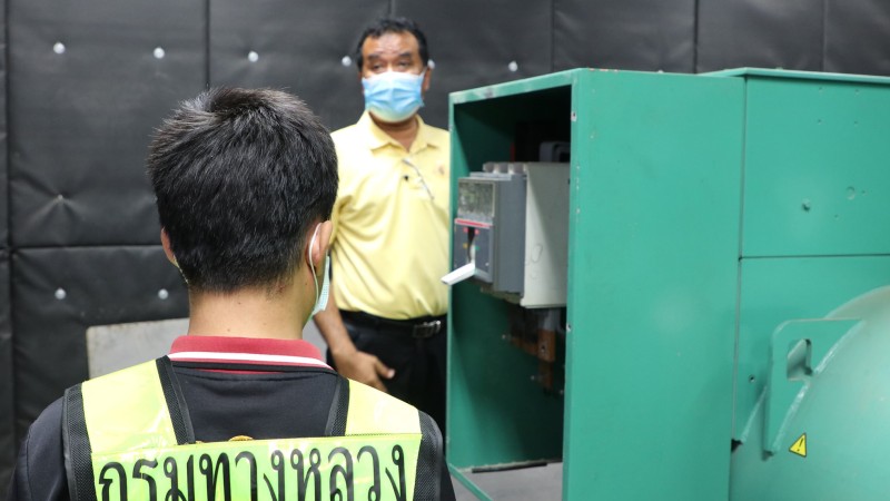 Thieves caught cutting power cables for Phuket underpass