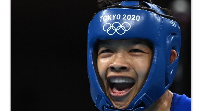 Thai boxer Jutamas punches her way into last 8