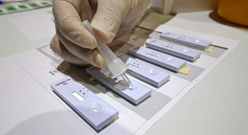 Government warned over test kit deal