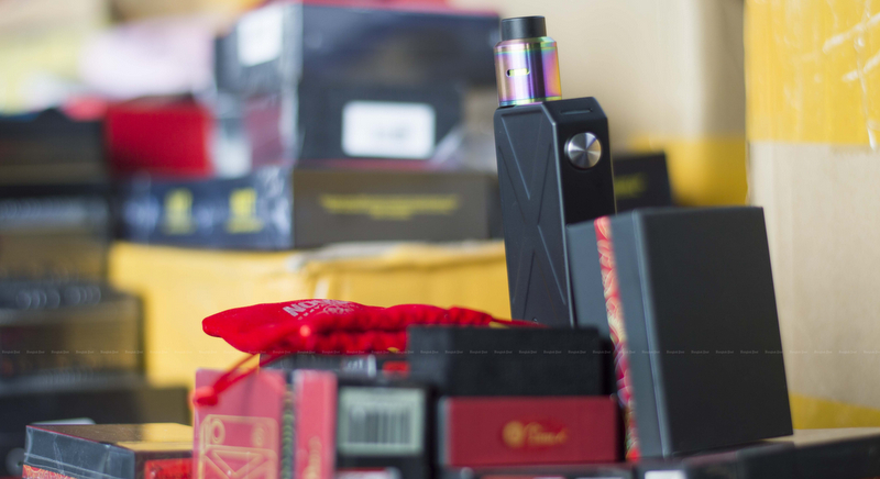 Chaiwut mulls legalising e-cigarettes amid fierce opposition