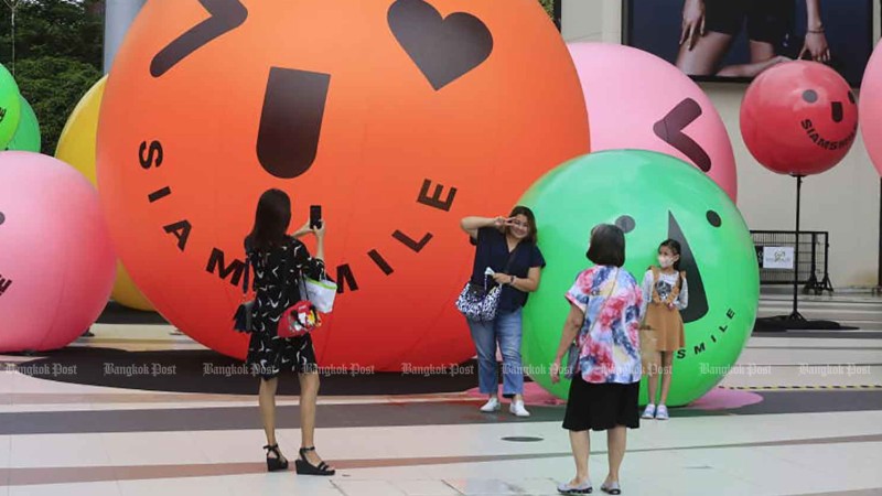 Govt mulls further relaxing COVID rules