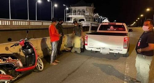 Another Phuket bridge jump prevented