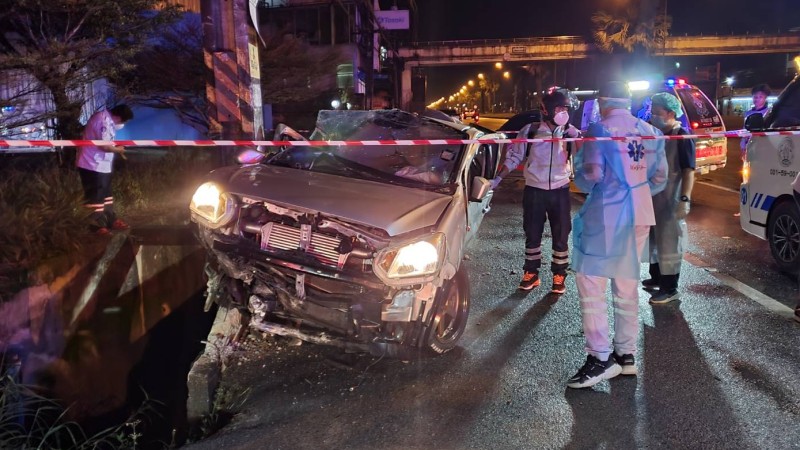 Man killed as pickup wipes out
