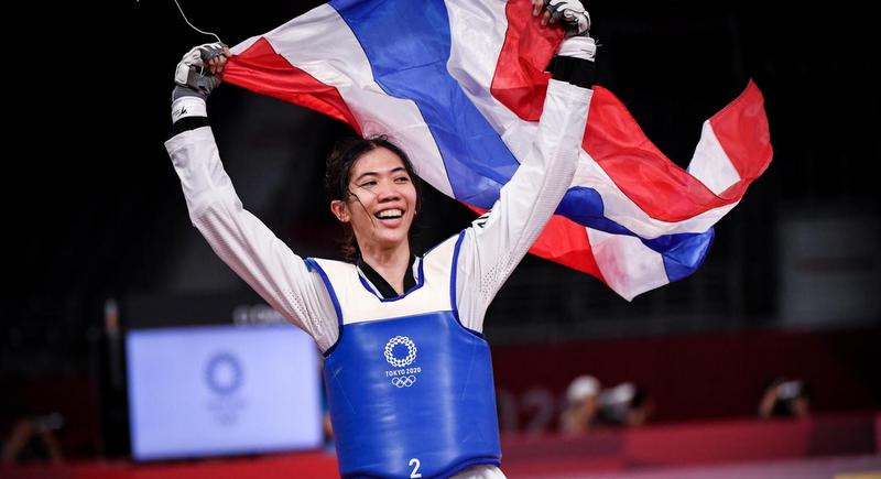 Thai athletes who lifted the clouds of gloom in 2021