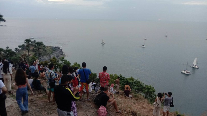 Last Phuket sunset for 2021 disappoints crowds