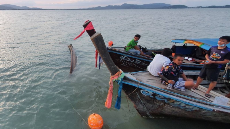 Man drowns as longtail sinks near Coconut Island