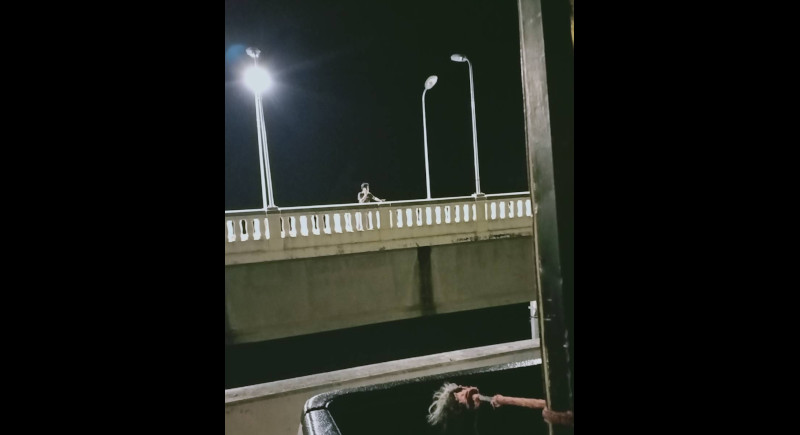 Man rescued after Phuket bridge jump