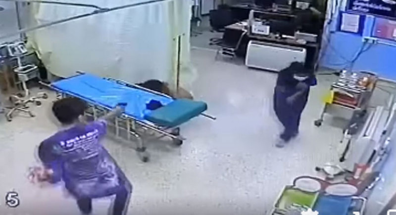 Man shot dead in Bueng Kan hospital